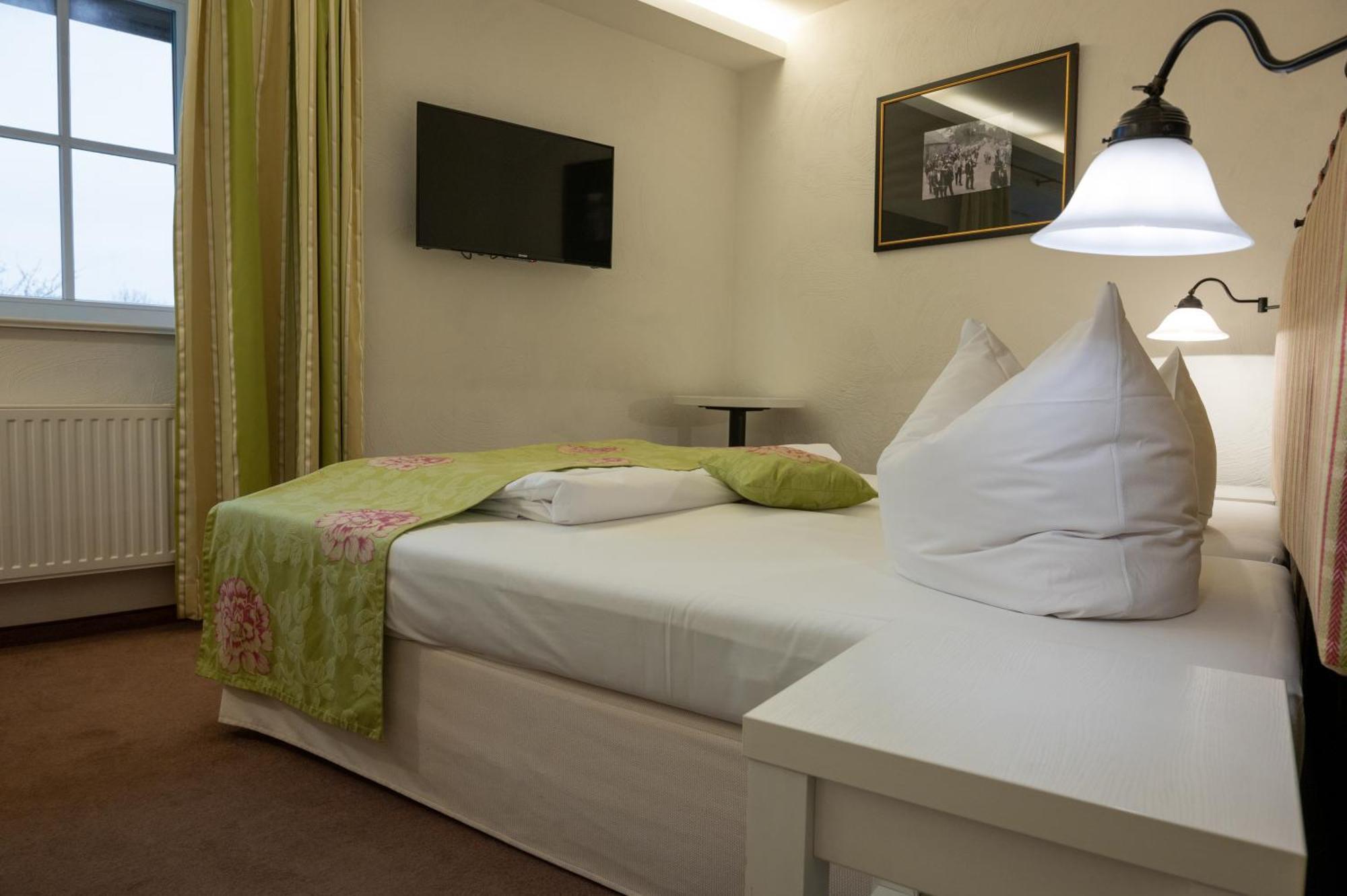 Landhotel Jann Hinsch Hof Winsen Екстериор снимка